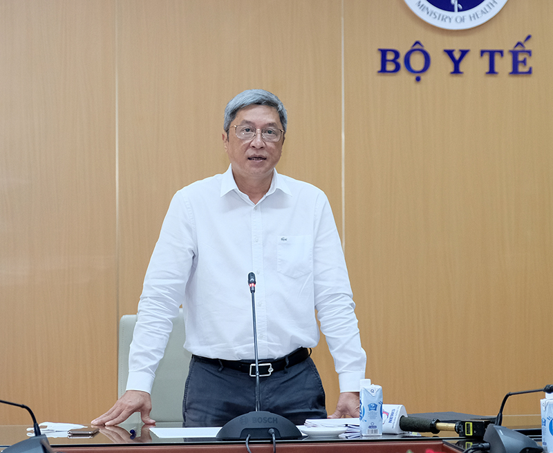 Thứ trưởng Bộ Y tế Nguyễn Trường Sơn phát biểu khai mạc Hội nghị