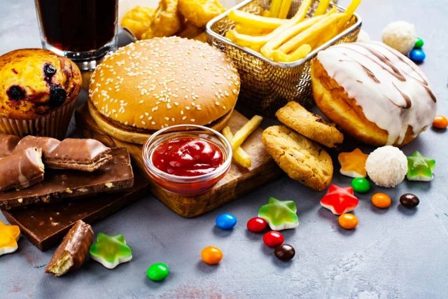 Ăn nhiều sản phẩm chứa đường bổ sung có hại cho sức khỏe.
