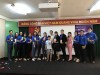 Các bạn đoàn viên chụp ảnh lưu niệm sau đại hội