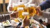 Uống rượu bia ngày tết