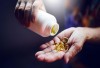 Uống vitamin D có thể chống lại COVID-19 không?