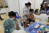 Theo dõi sát sao trẻ trong 3 ngày đầu sau khi tiêm để phát hiện những phản ứng của vaccine kịp thời.