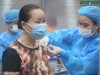 Không tiêm vaccine nguy cơ mắc COVID-19 cao hơn đến 5 lần, rất nhiều tỉnh thành vẫn tiêm chậm