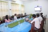 Tại đầu cầu Bến Tre tham dự họp trực tuyến có lãnh đạo Phòng Nghiệp vụ Y Sở Y tế, lãnh đạo CDC và các khoa phòng có liên quan.