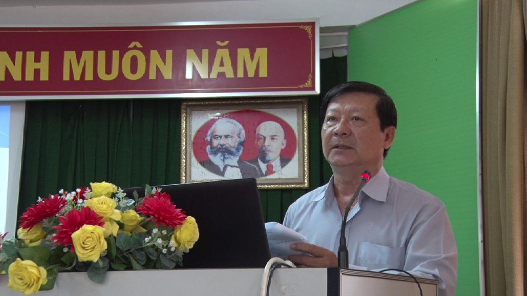 Bs. Võ Hồng Khanh - Phó Giám đốc Sở Y phát biểu chỉ đạo Hội nghị