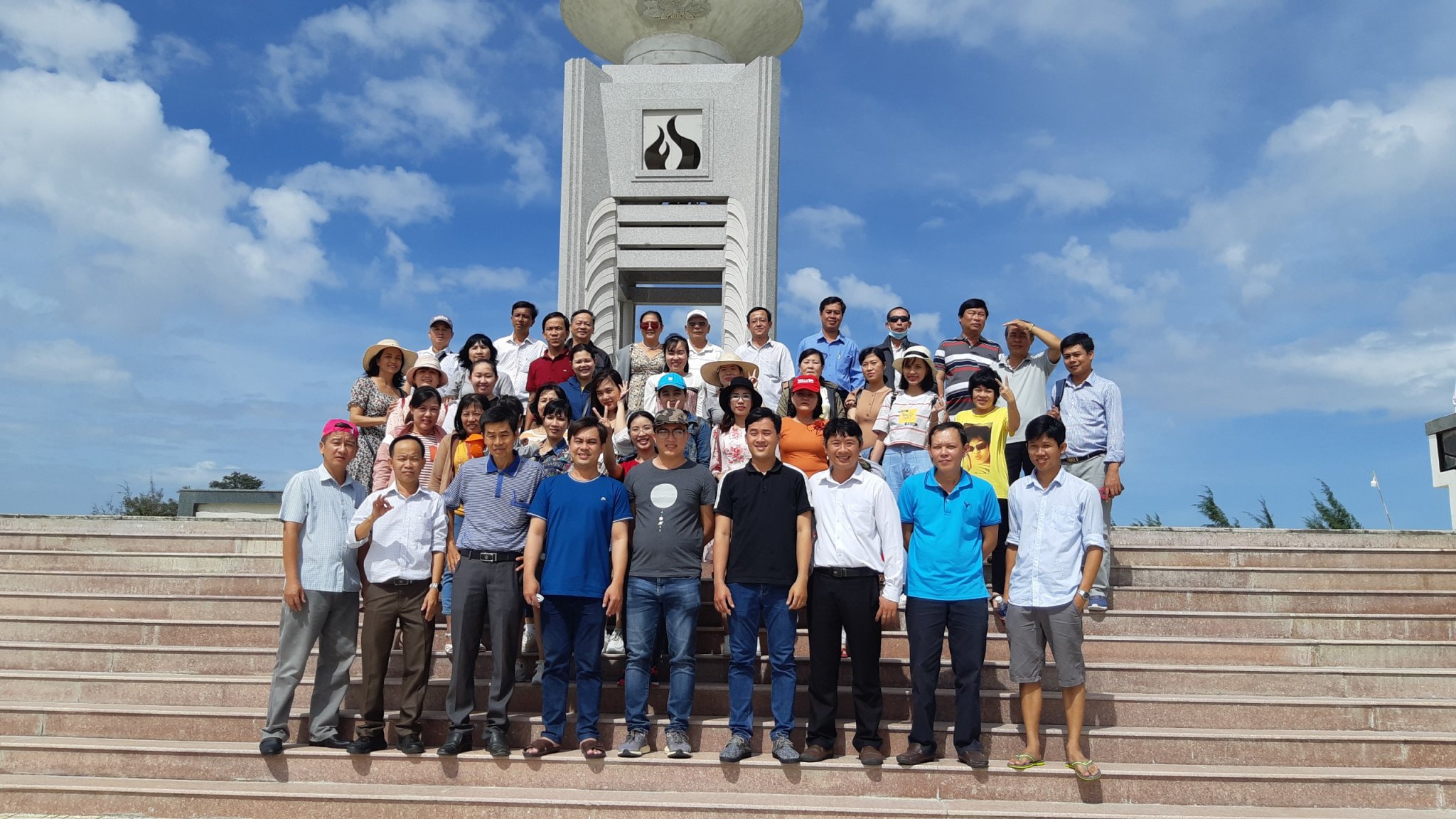 CDC Bến Tre tổ chức về nguồn tại huyện Thạnh Phú tỉnh Bến Tre